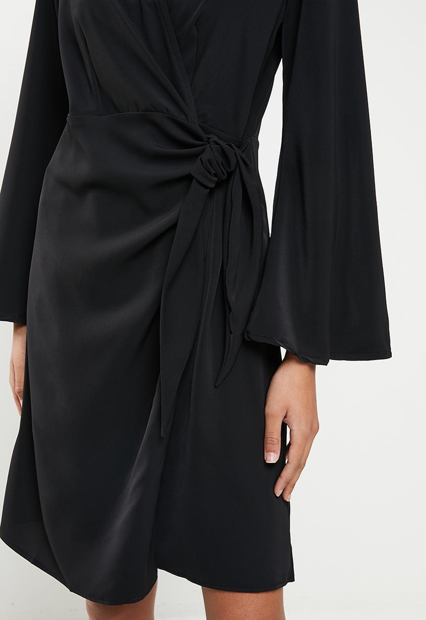 Me&B - Flared sleeve black satin wrap dress - black