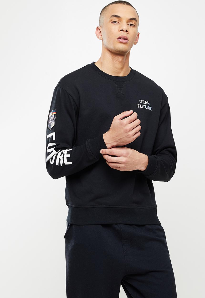 Giordano - Relaxed fit printed sweater - signature black