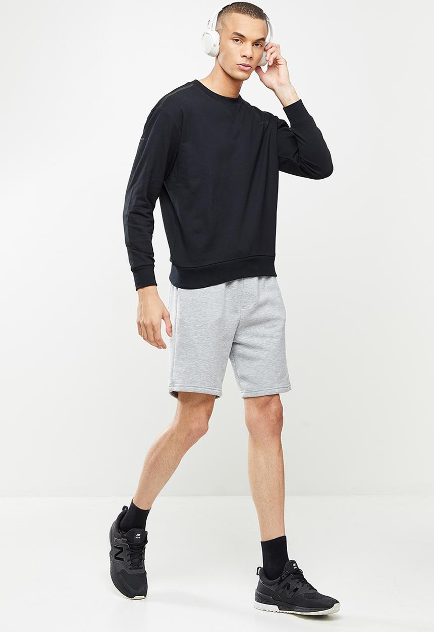 Giordano - Relaxed fit crew sweater - signature black