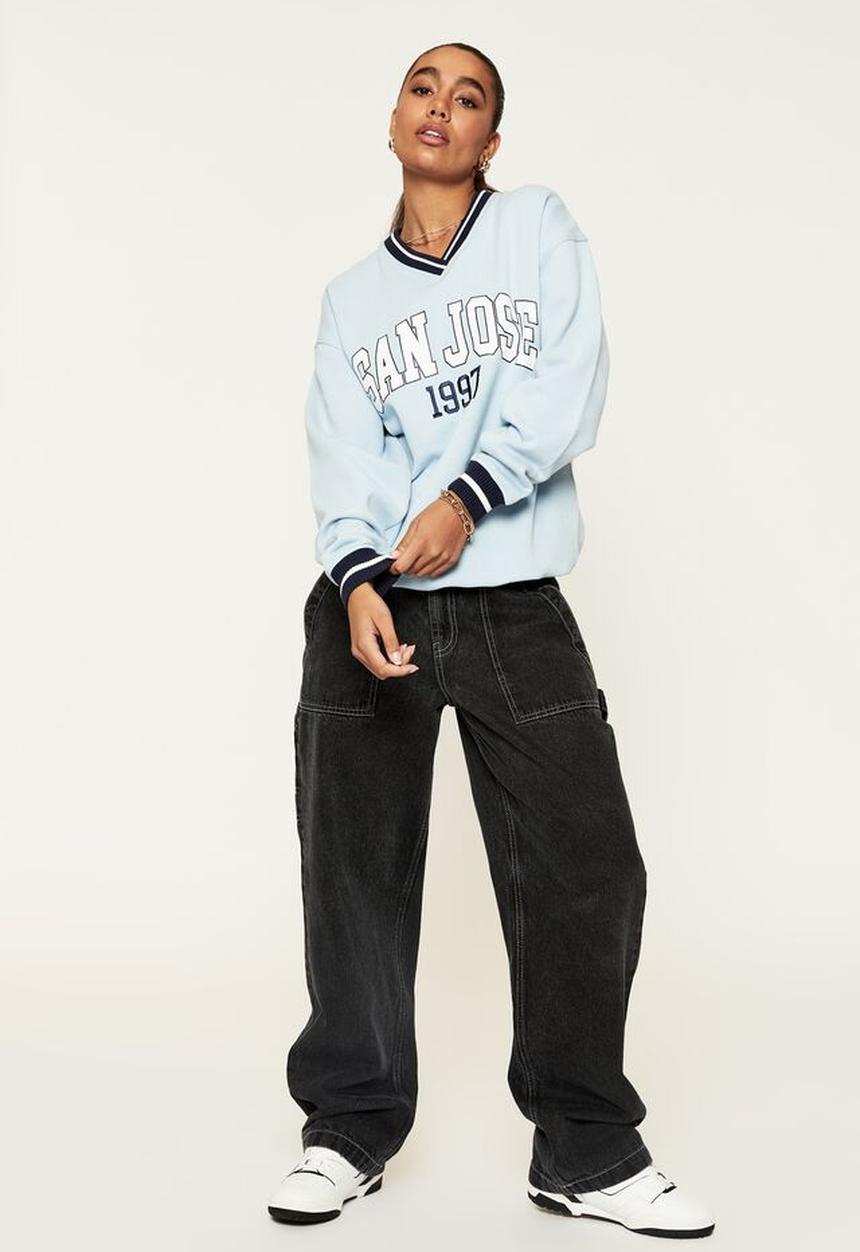 Supré  - Stevie v neck oversized jumper - cloud blue & san jose