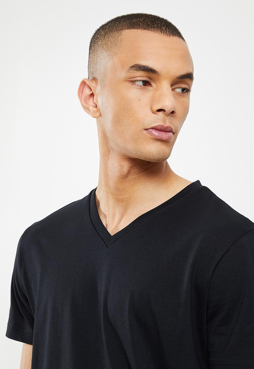 Giordano - Slim fit v-neck short sleeve tee - signature black