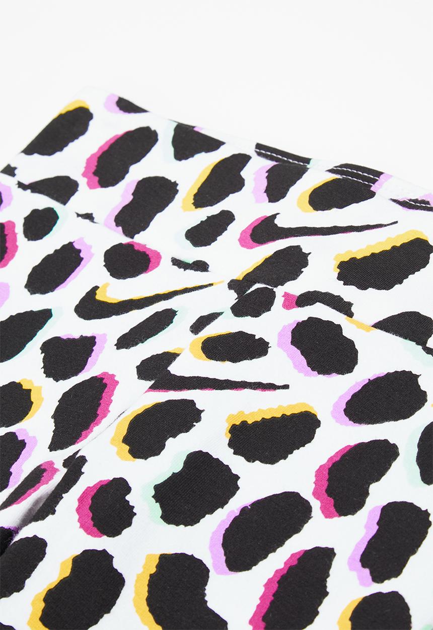 Nike - Nike wildflower shirred legging - white