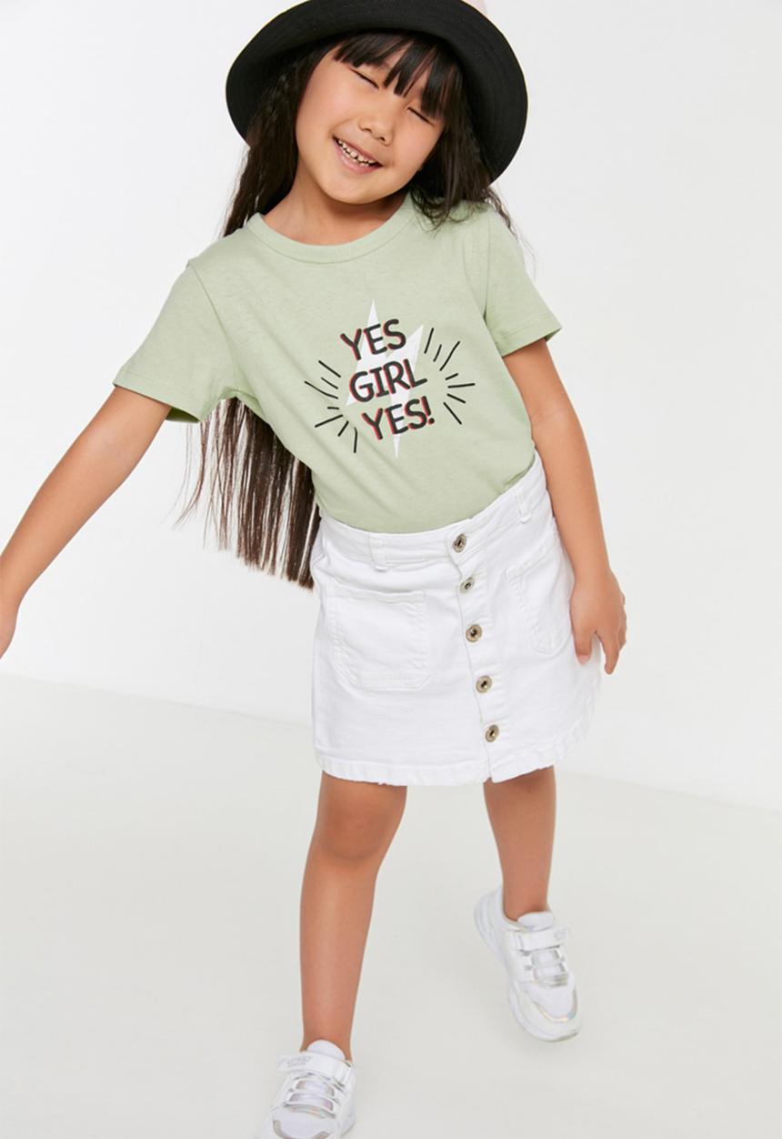 Trendyol - Yes girl yes! tee - green