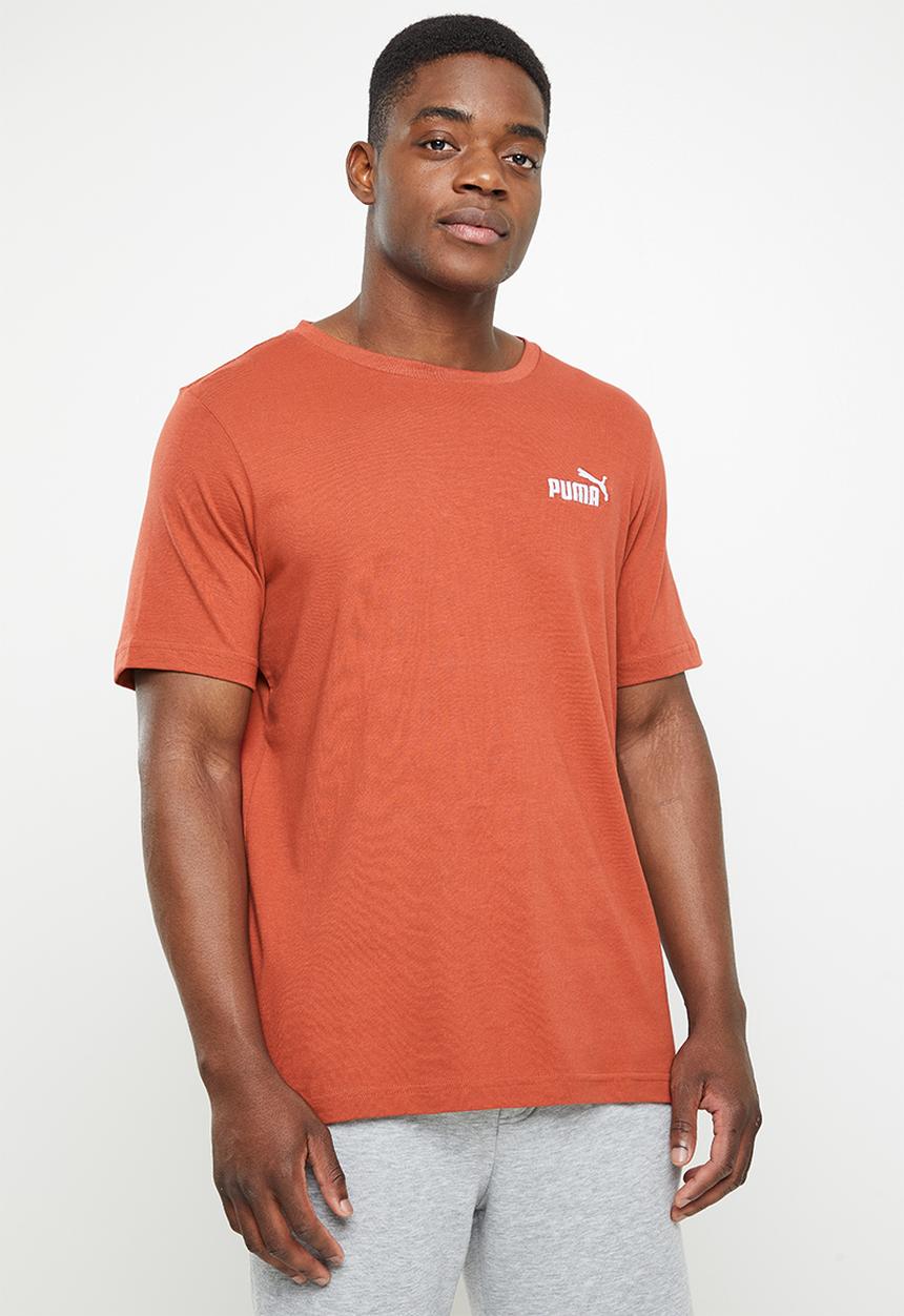 PUMA - Ess+ embroidery logo tee - chili oil