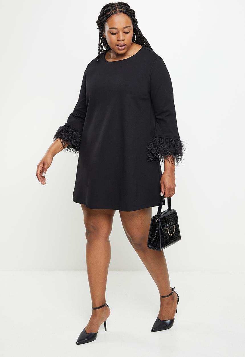 Me&B - Plus bellow sleeve cuff detail dress - black