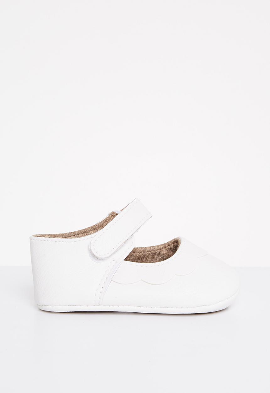 Pop Candy - Baby girls pump with strap - white