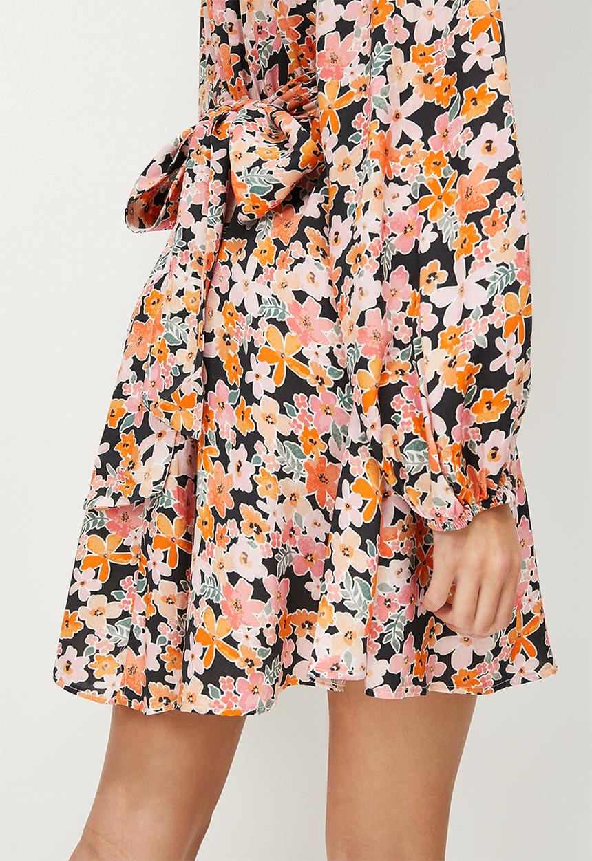Blake - Printed wrap fit and flare - black floral