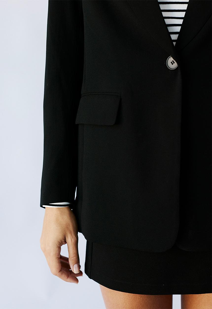 Me&B - Button long blazer - black