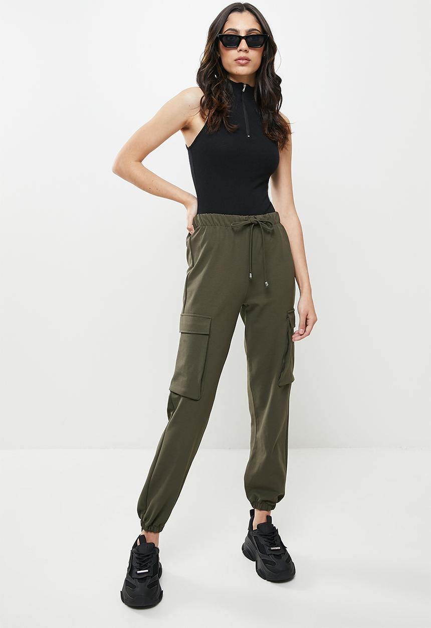Koton - Medium rise pocket detailed trousers - khaki