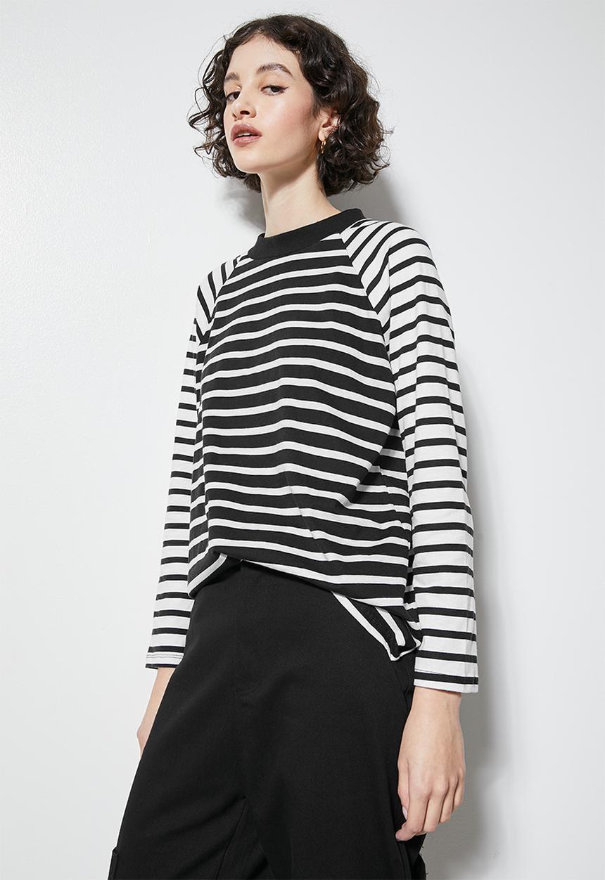 Superbalist - Striped easy fit tee - black & white
