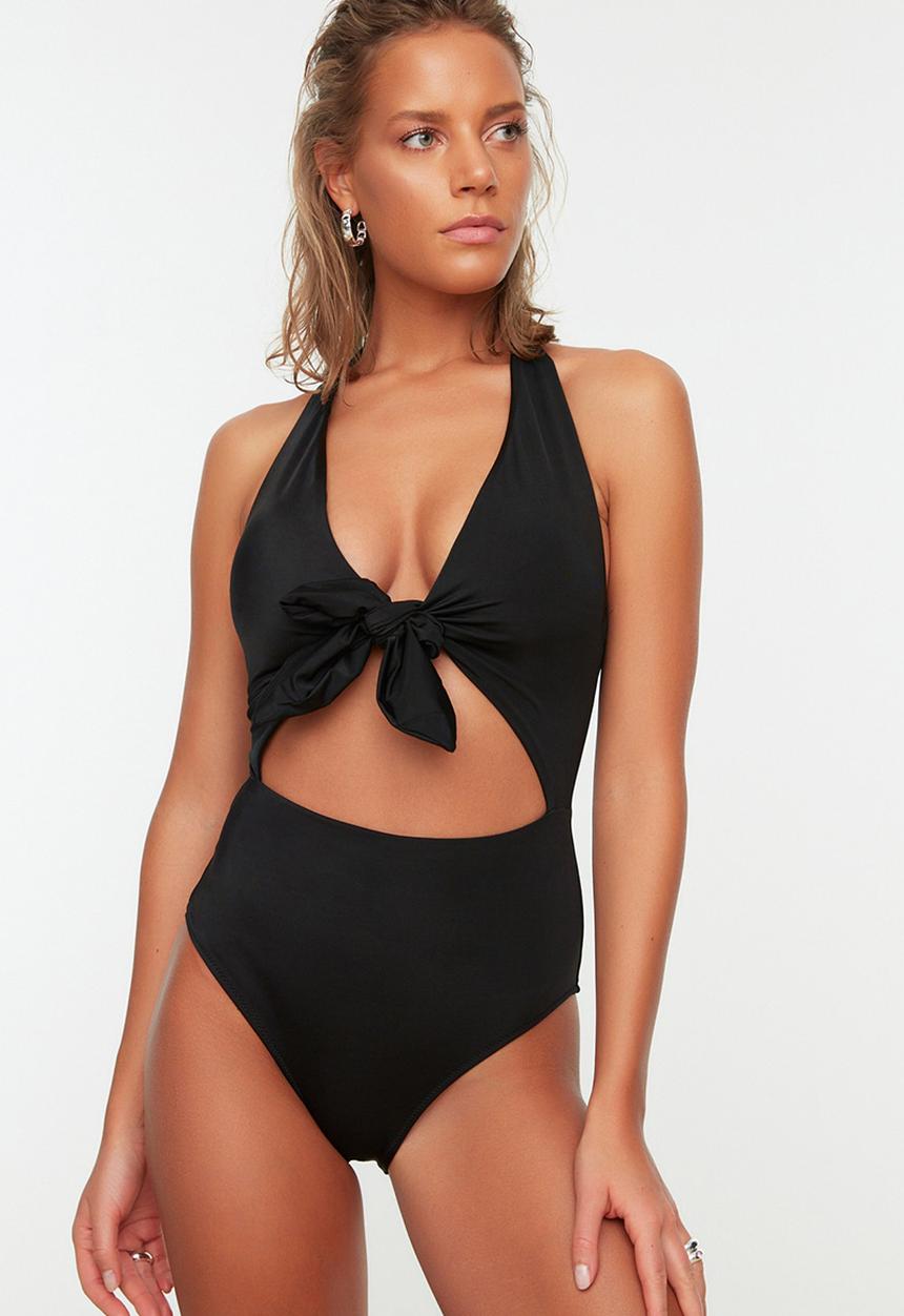 Trendyol - Cut out detailed swimsuit - black