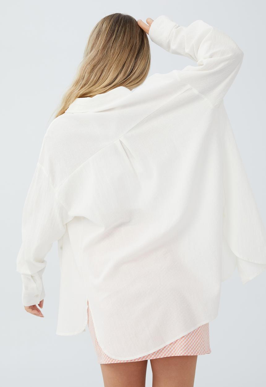 Cotton On - Sunny oversized long sleeve shirt - eggshell