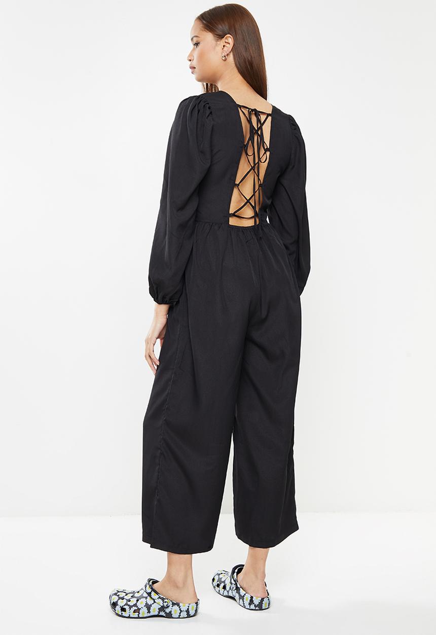 Missguided - Cross back long sleeve jumpsuit - black