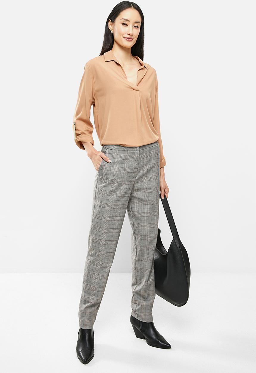 Koton - Medium rise slim fit pocket detailed trousers - brown 