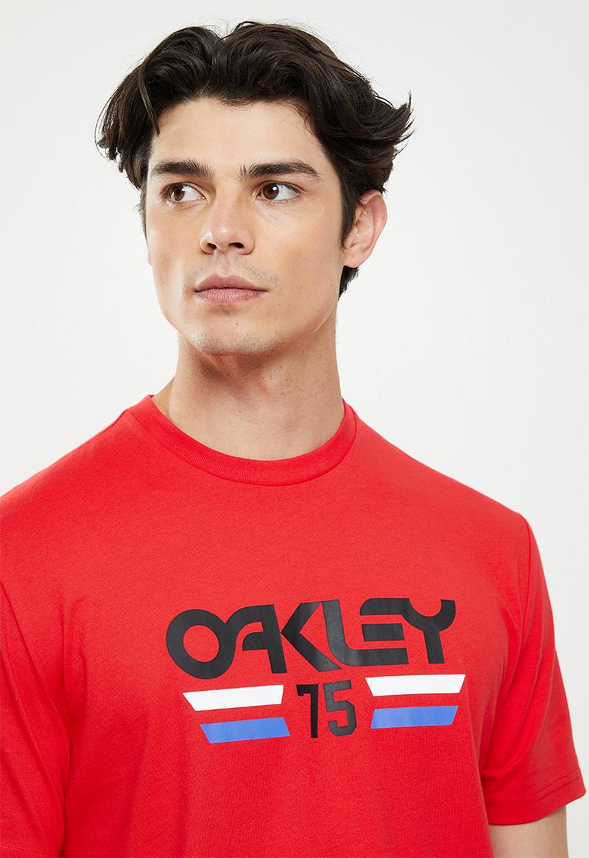 Oakley - Vista 1975 tee - red line