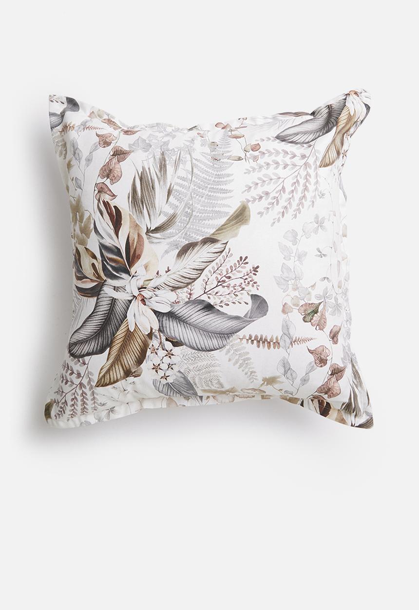Grey Gardens - Muted fern cushion cover - multi