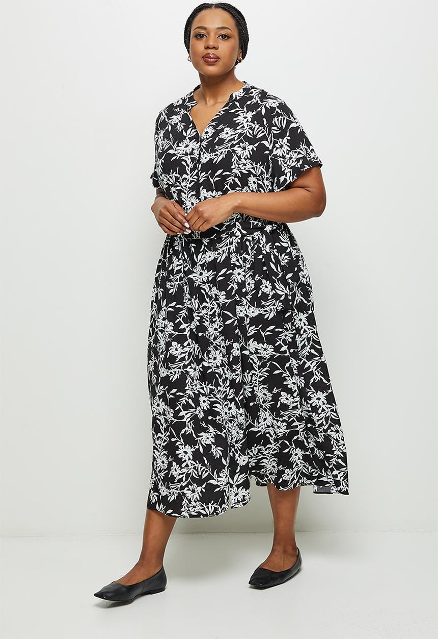 edit Plus - Mandarin collar belted a-line dress - black & white 