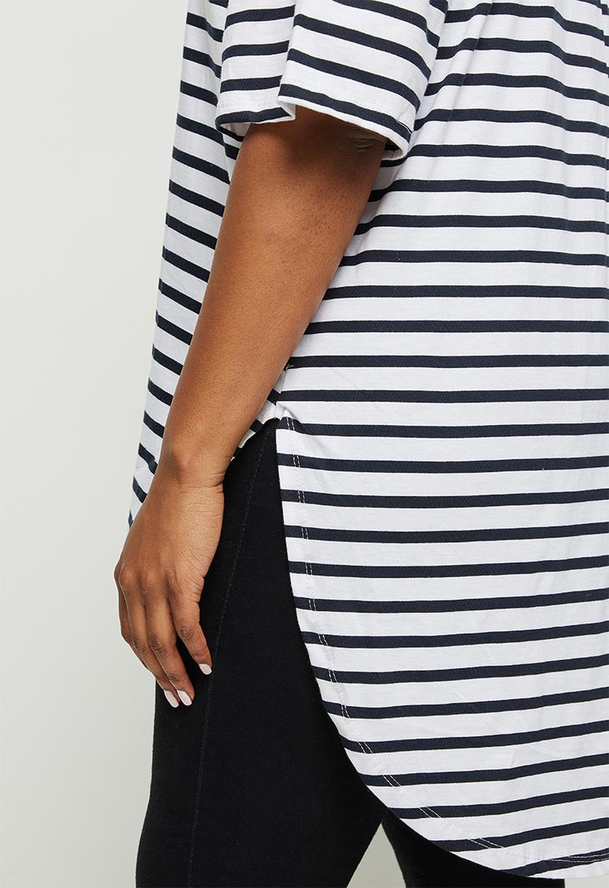 edit Plus - V-neck stripped hem tee - black & white