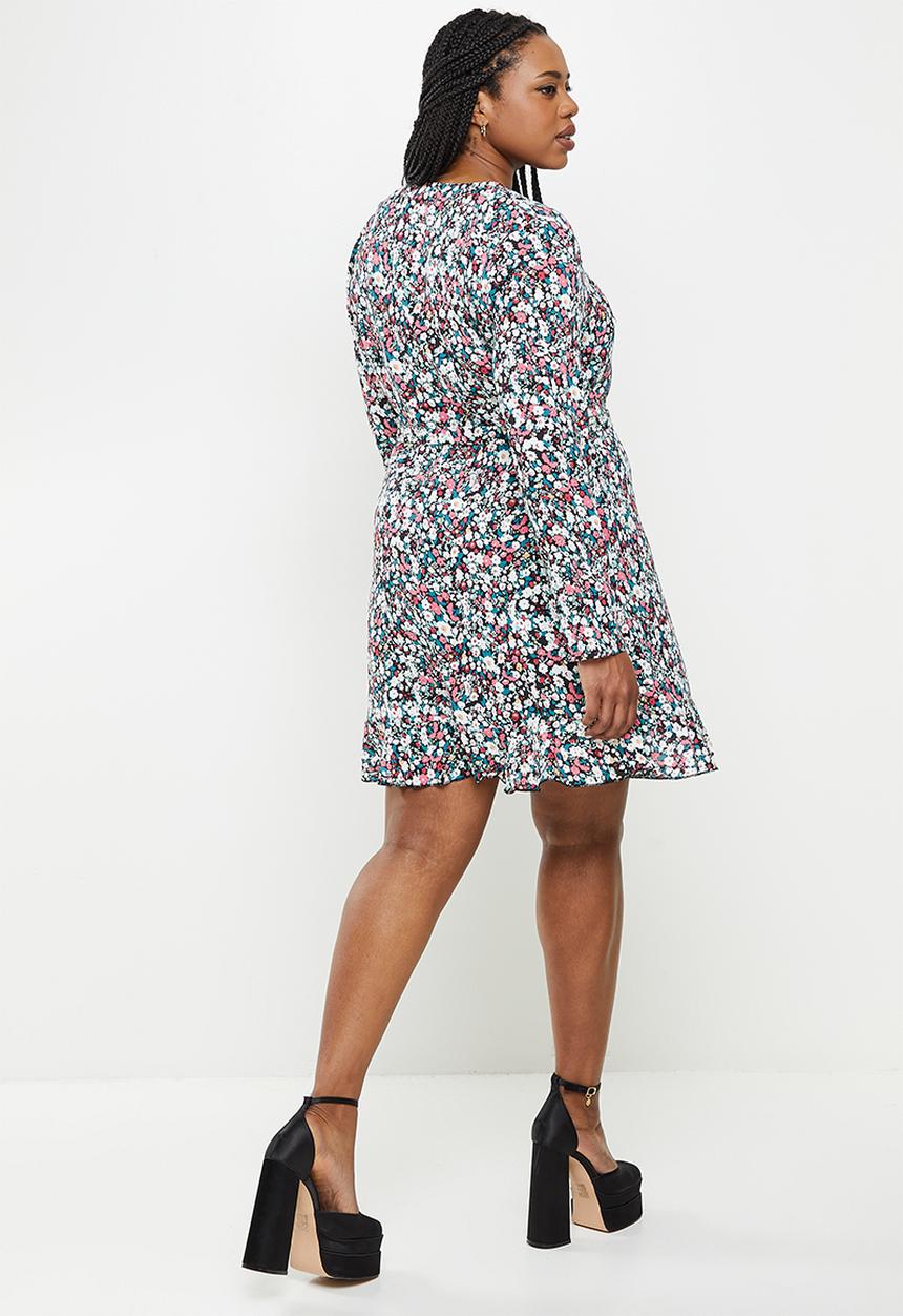 Missguided - Plus floral ruffle hem wrap tiered dress - multi