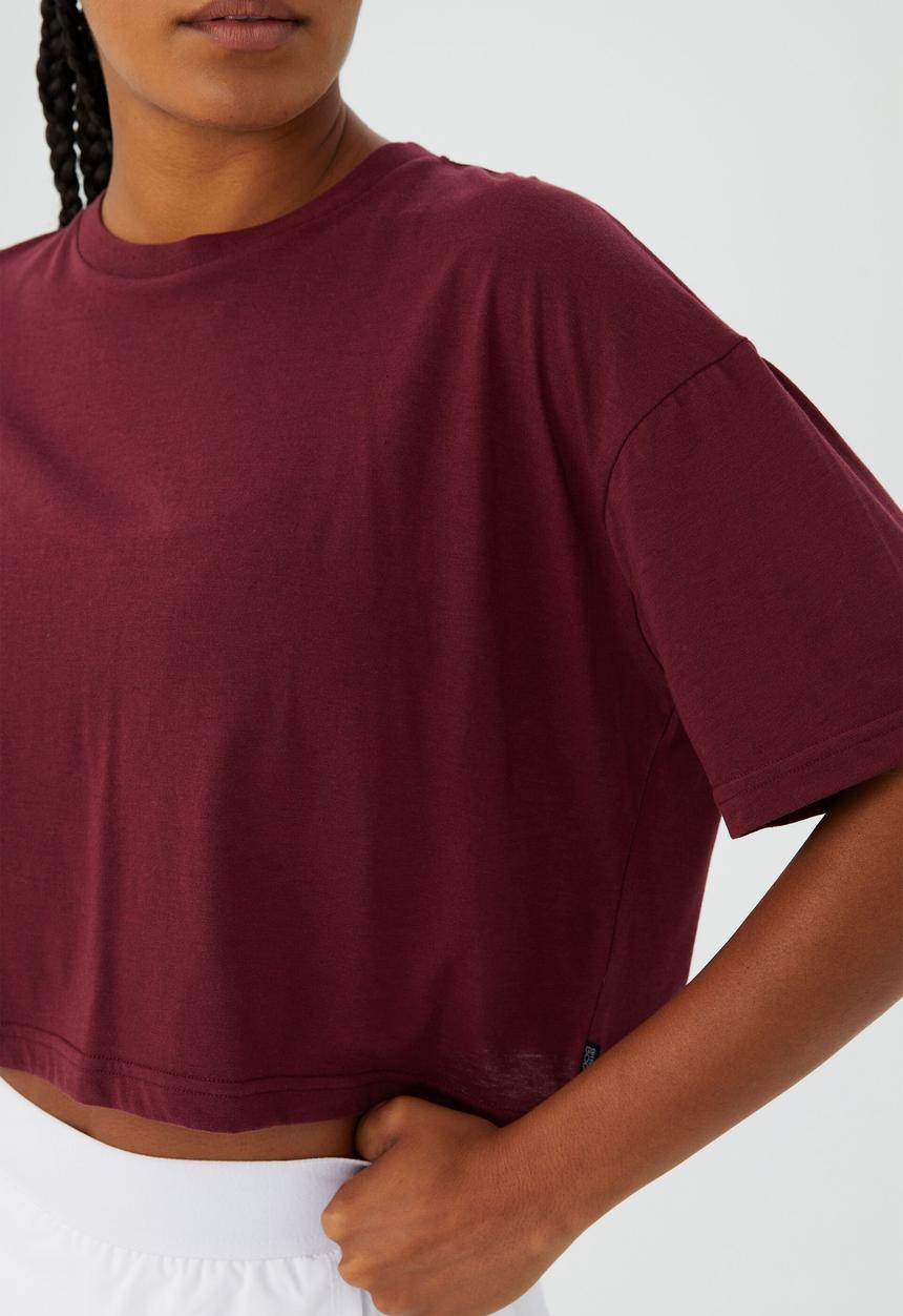 Cotton On - Relaxed active recycled T-shirt - burgundy