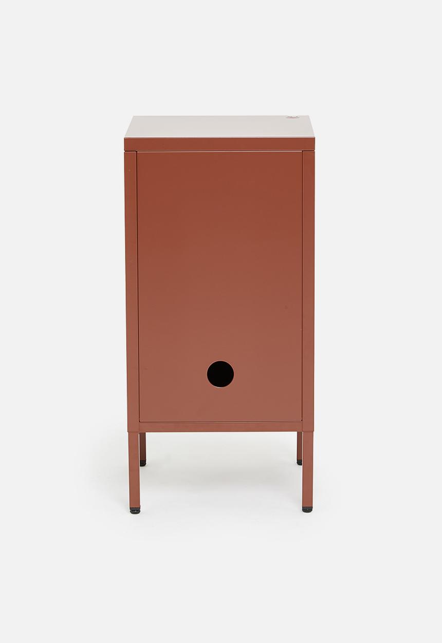 Popstrukt - Sugar cube side table - oxide red