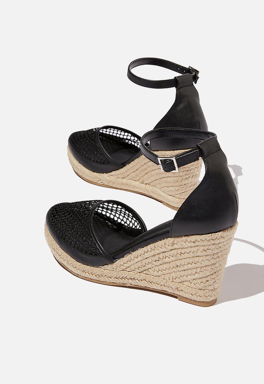 Cotton On - Florence closed toe wedge - black 