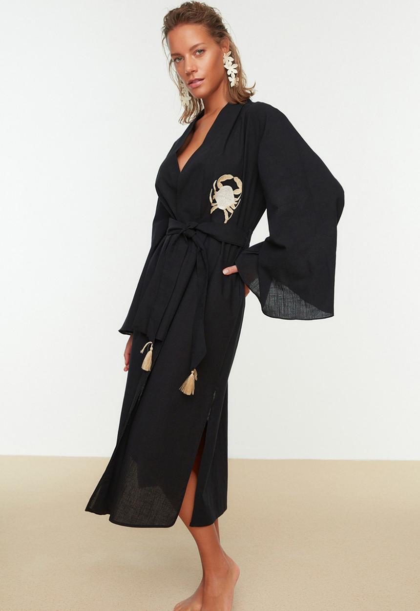 Trendyol - Embroidery detailed kimono kaftan - black