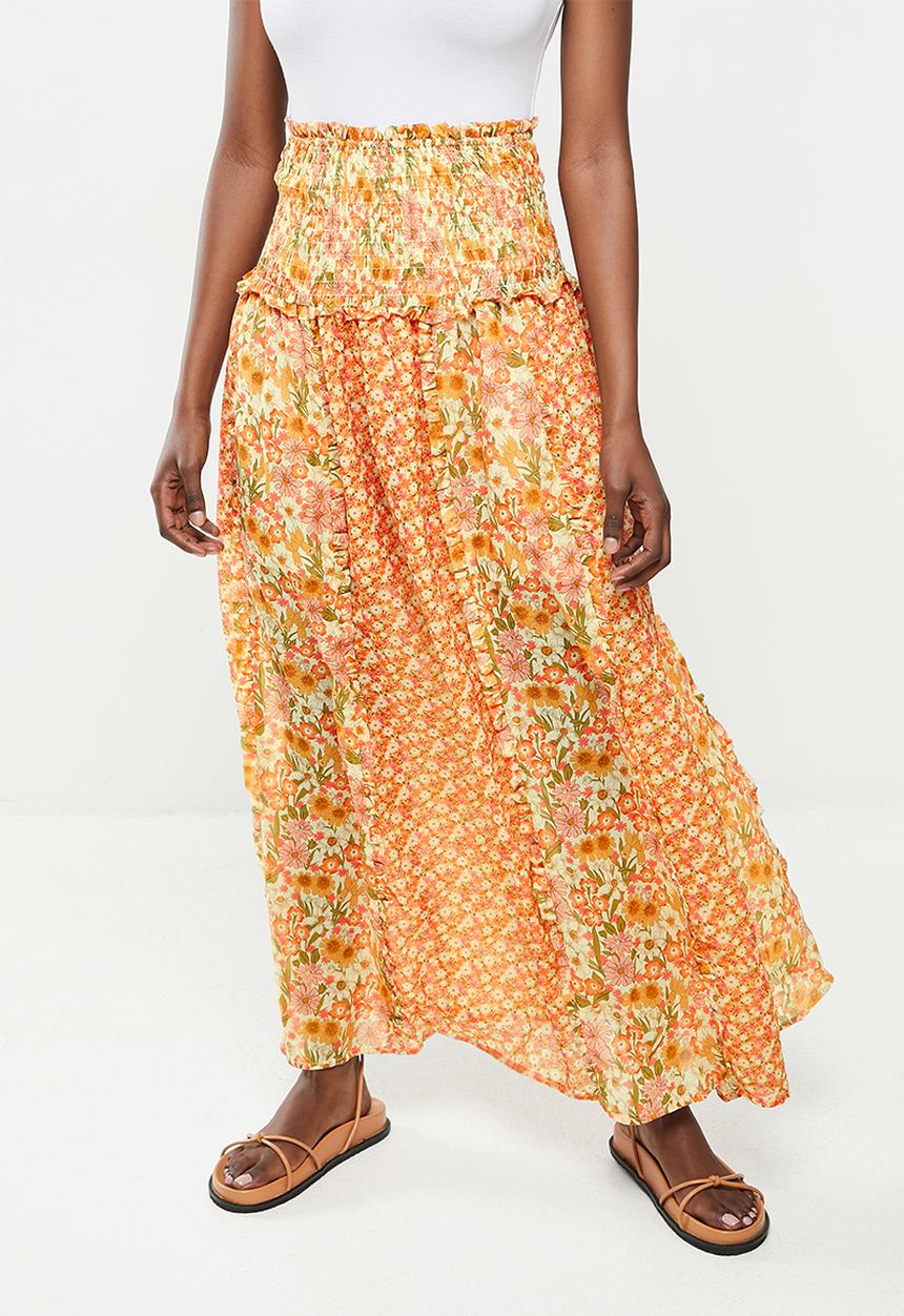 Glamorous - Vintage floral print shirred waist maxi skirt coord - orange