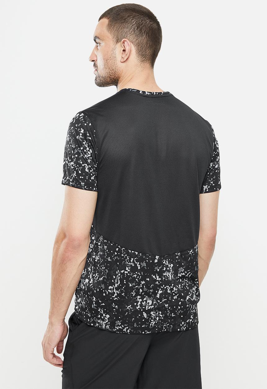Under Armour - UA Speed Stride 2.0 Tee II- Black