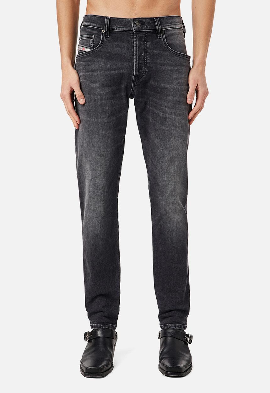 Diesel  - D-yennox tapered jeans - dark wash grey