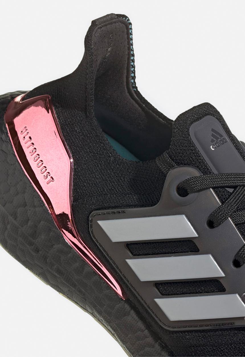 adidas Originals - Ultraboost 22 w - core black/matte silver/beam pink