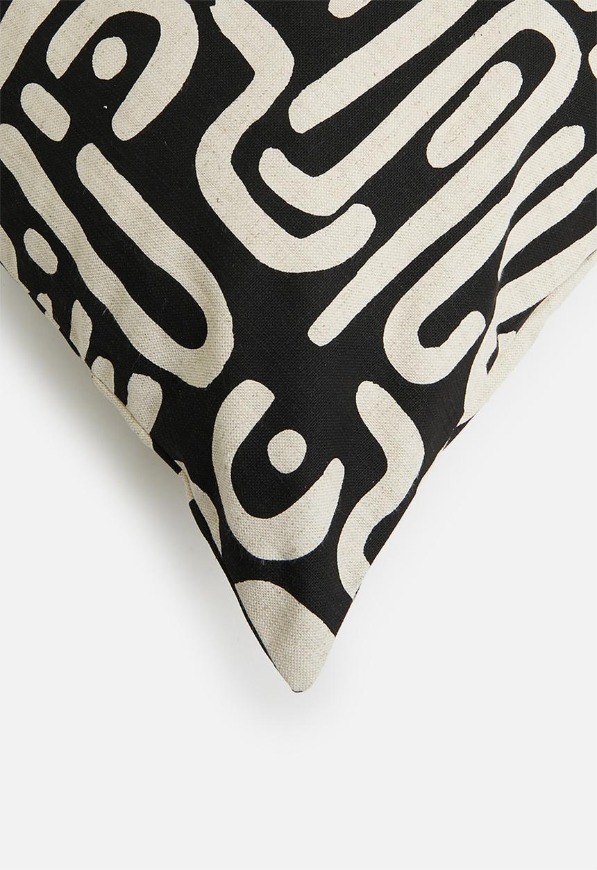 Sixth Floor - Lana linen cushion cover - white & black