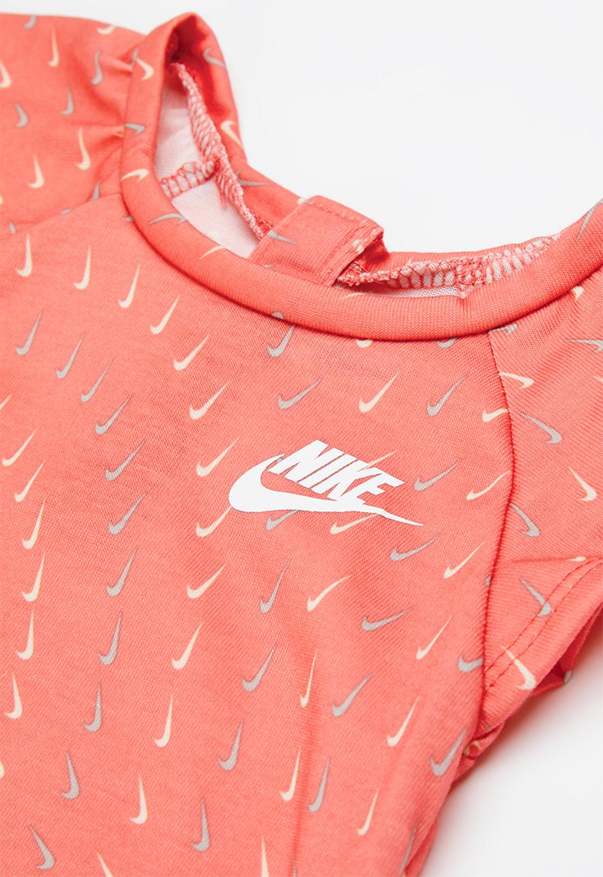 Nike - Nkg essentials + knit romper - pink