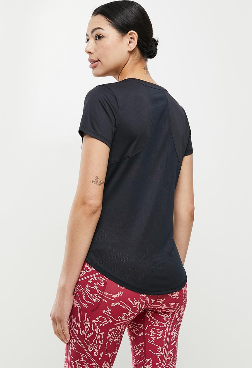 Under Armour - Speed stride 2.0 tee - black/reflective
