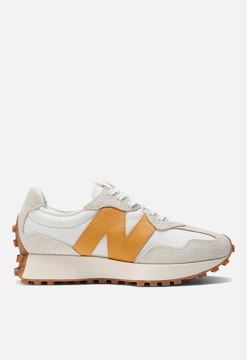 New Balance  - Radically classic - sea salt (108)