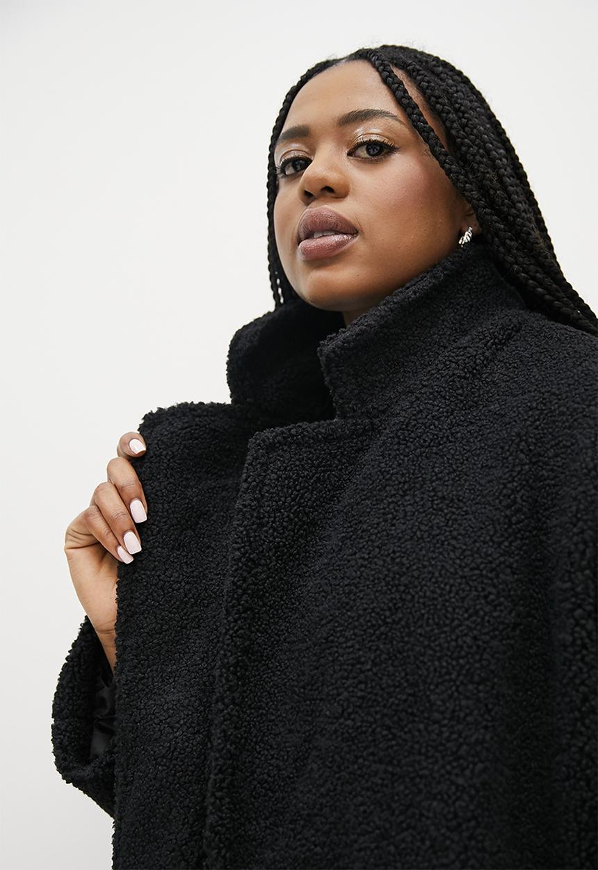 Superbalist - Fuzzy coat - black