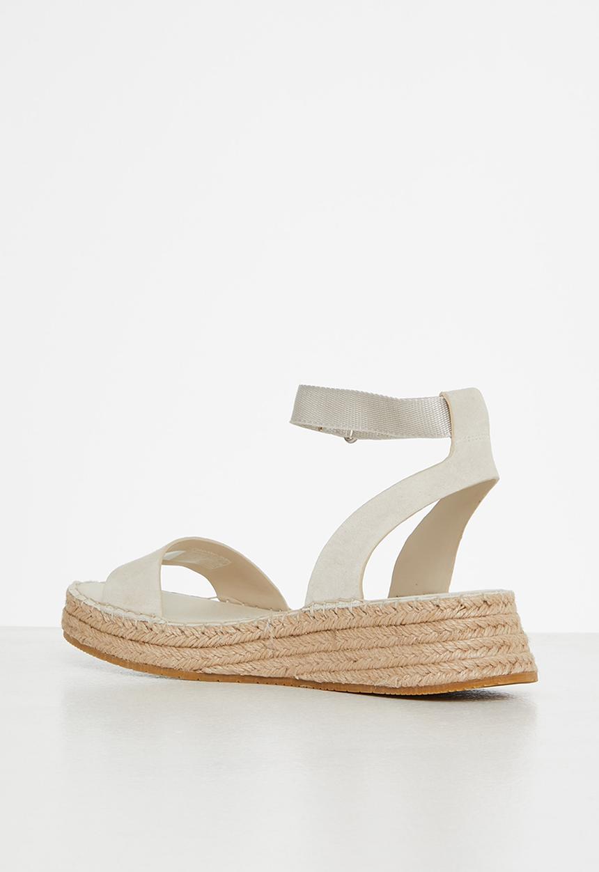 Calvin Klein - Sporty wedge sandal ankle clip - eggshell