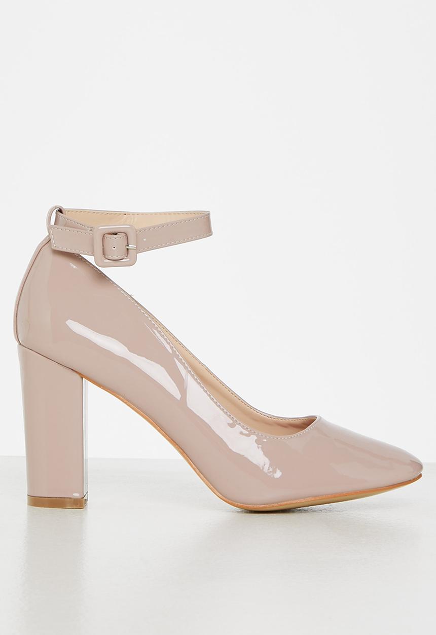 Superbalist - Kate patent block heel - neutral