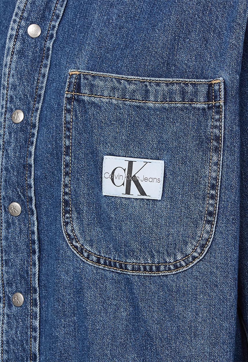 Calvin Klein - Cropped dad denim shirt - blue