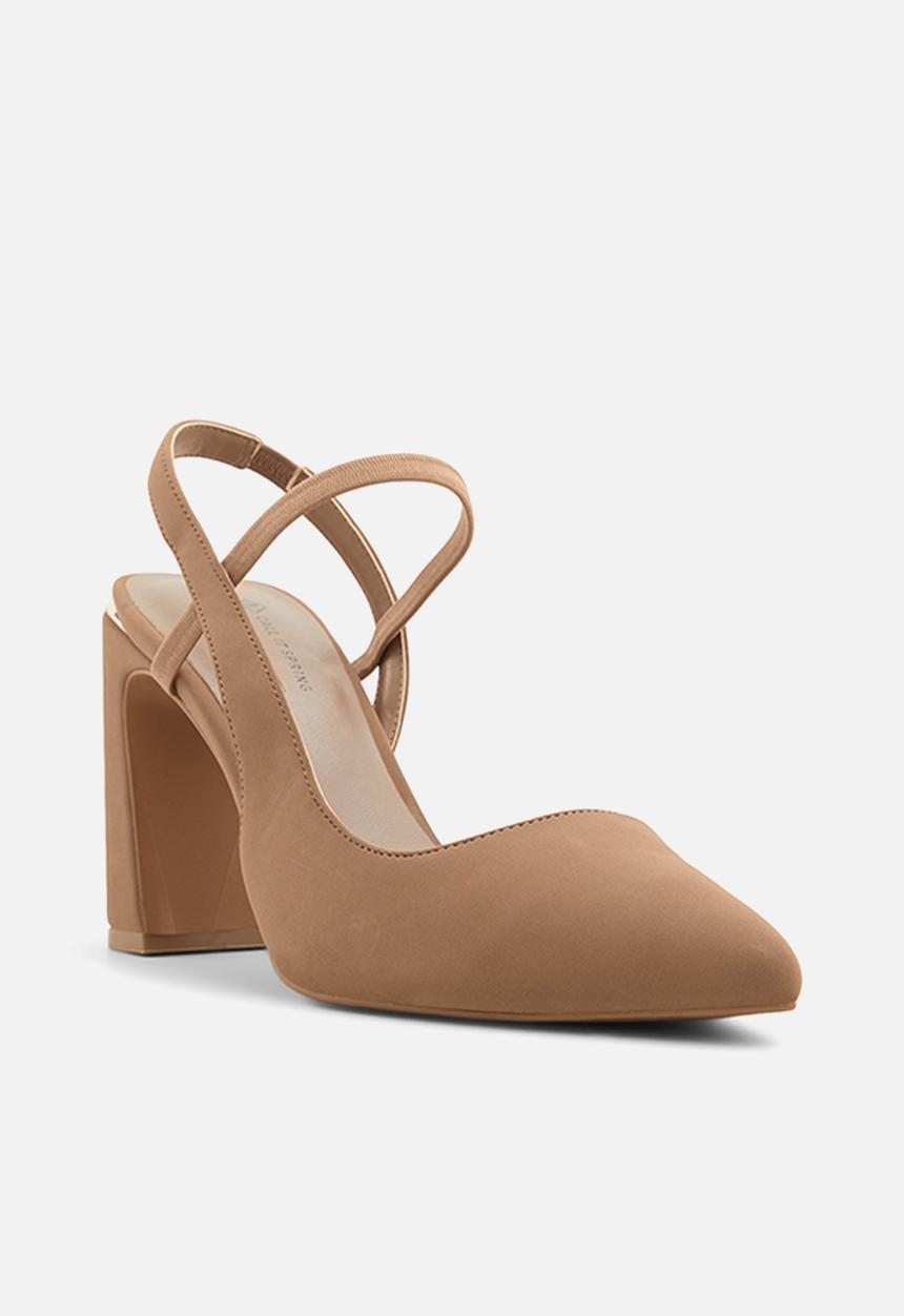 Call It Spring - Yris court heel - light brown