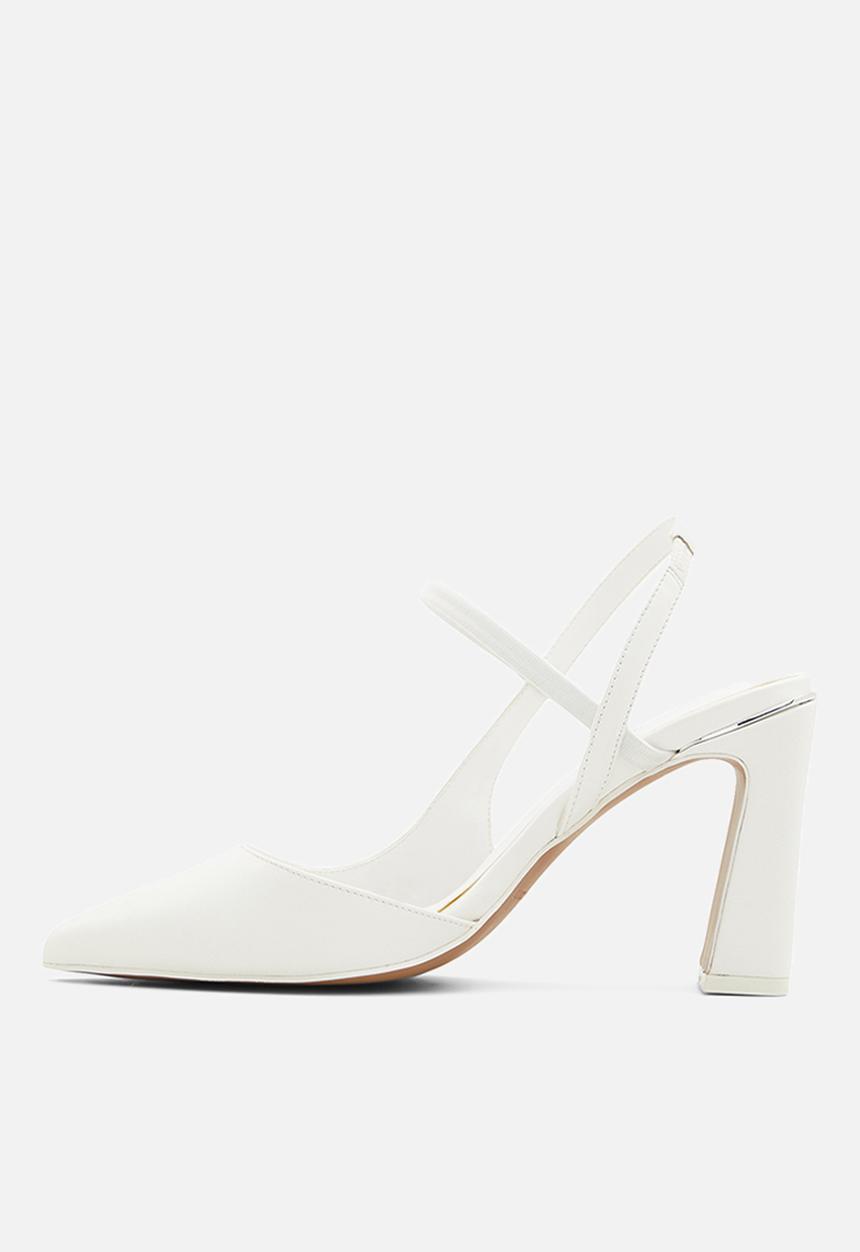 Call It Spring - Yris court heel - white