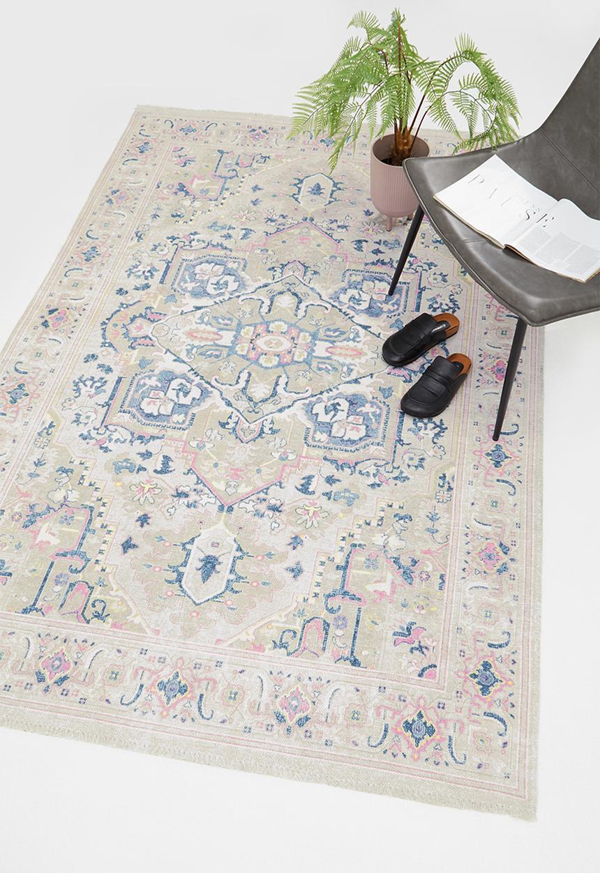 Sixth Floor - Eve printed rug - jaya pink