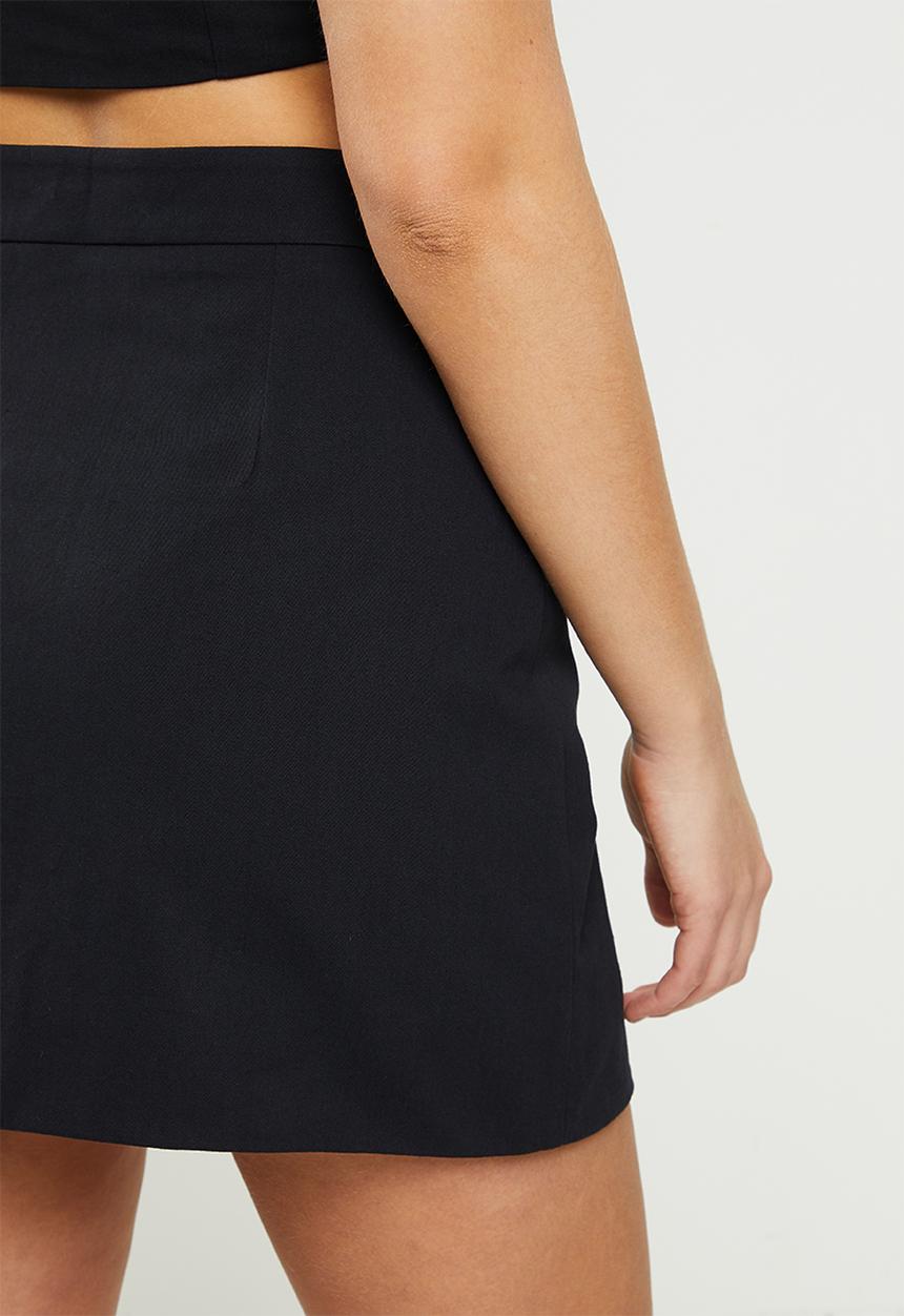 Glamorous - Side button skirt co-ord - black