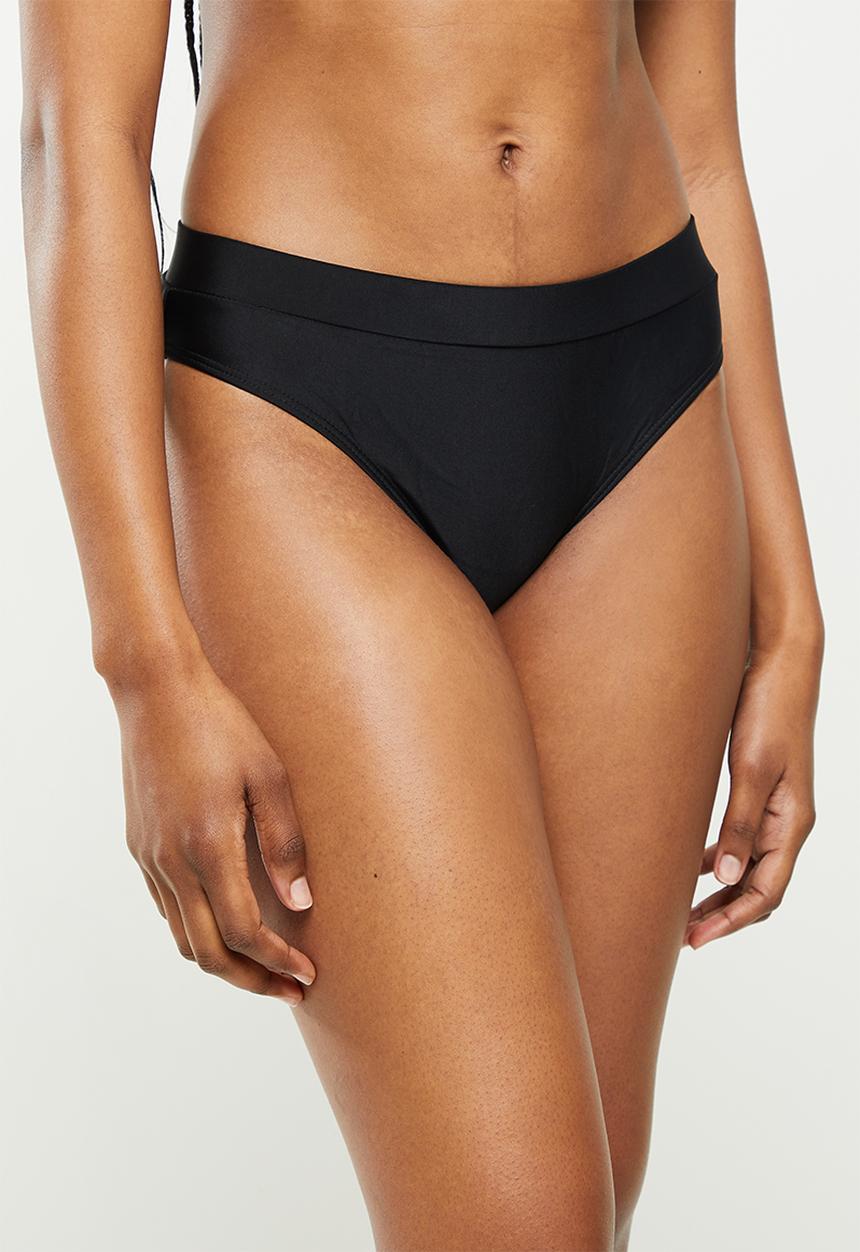 dailyfriday - Highwaisted triangle bikini set - black