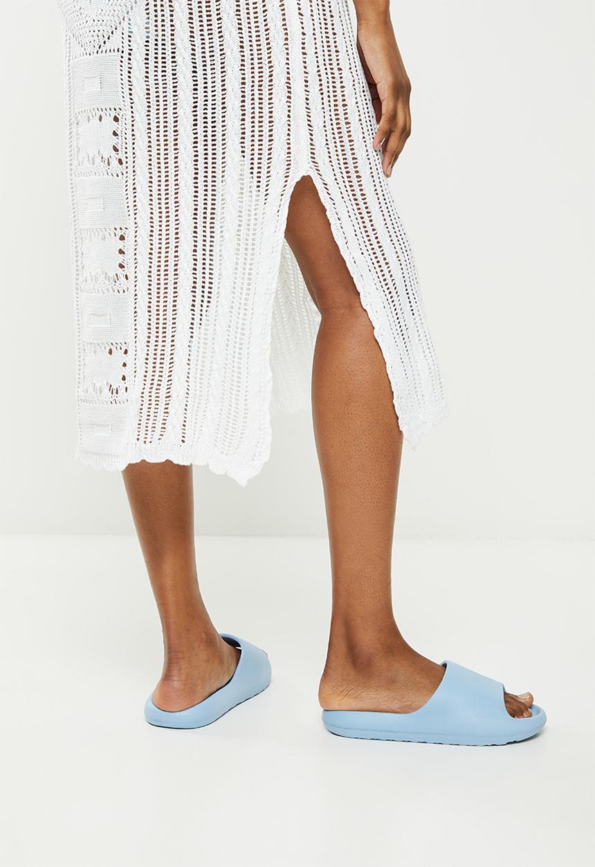 dailyfriday - Side slit low v-neck kaftan - white