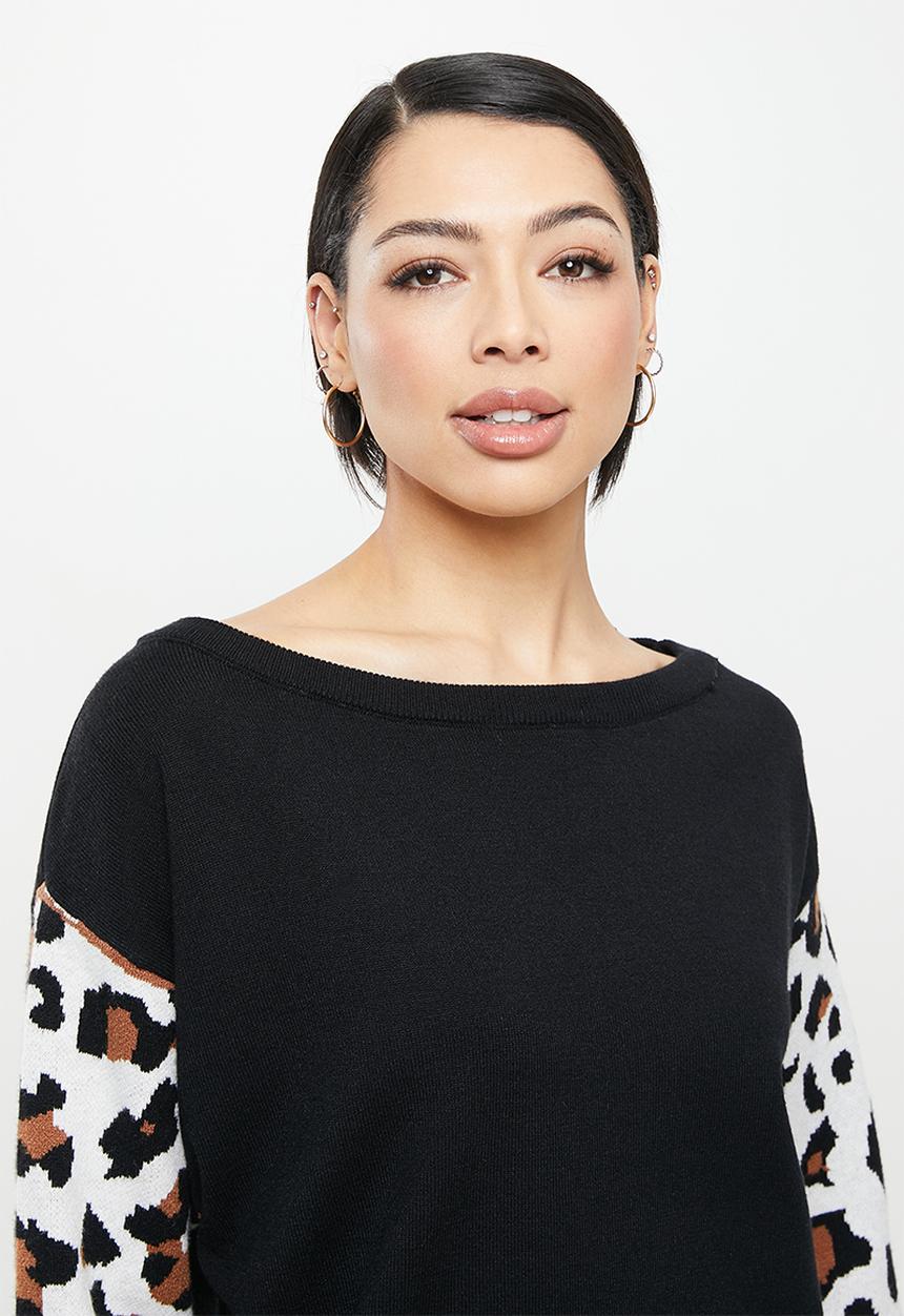 Stella Morgan - Animal printed sleeve knit jersey - black