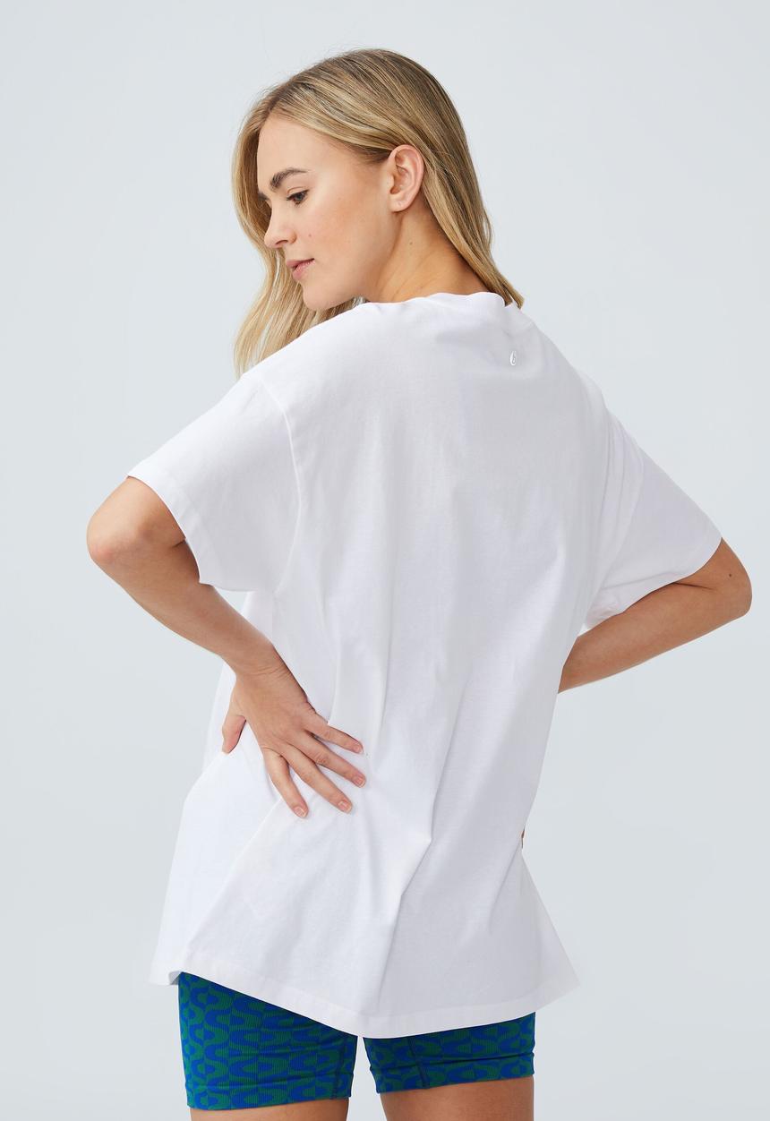 Cotton On - Oversized active tshirt - white/sports club