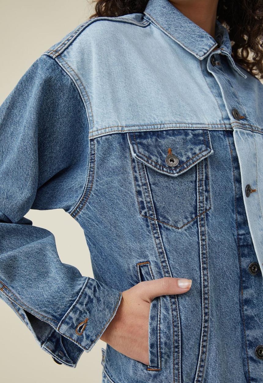 Cotton On - Patchwork denim jacket - light mid & indigo blue