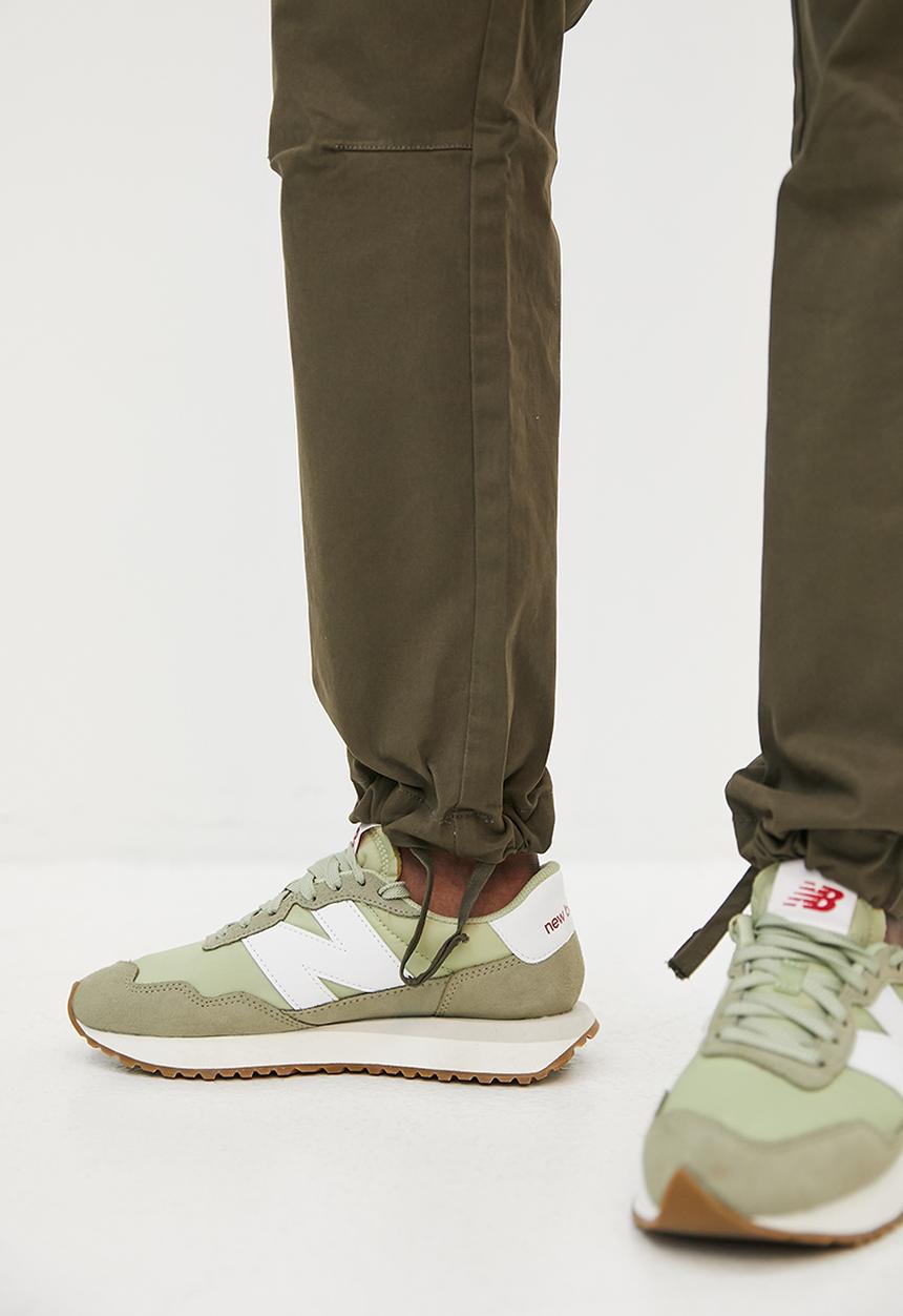 STYLE REPUBLIC - Slim tapered elastic cargo pant - dark green