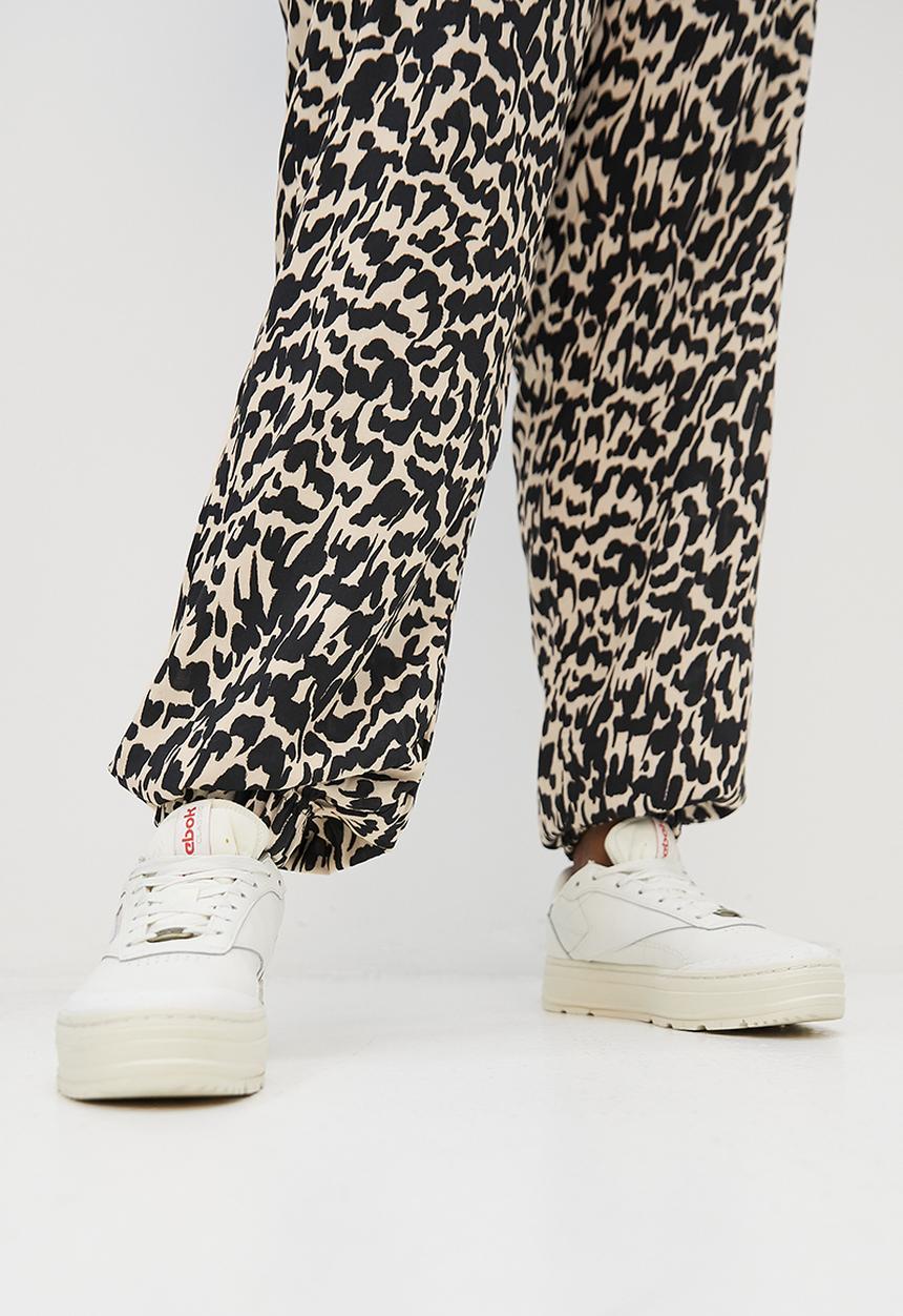 Superbalist - Printed pull on jogger - black & neutral